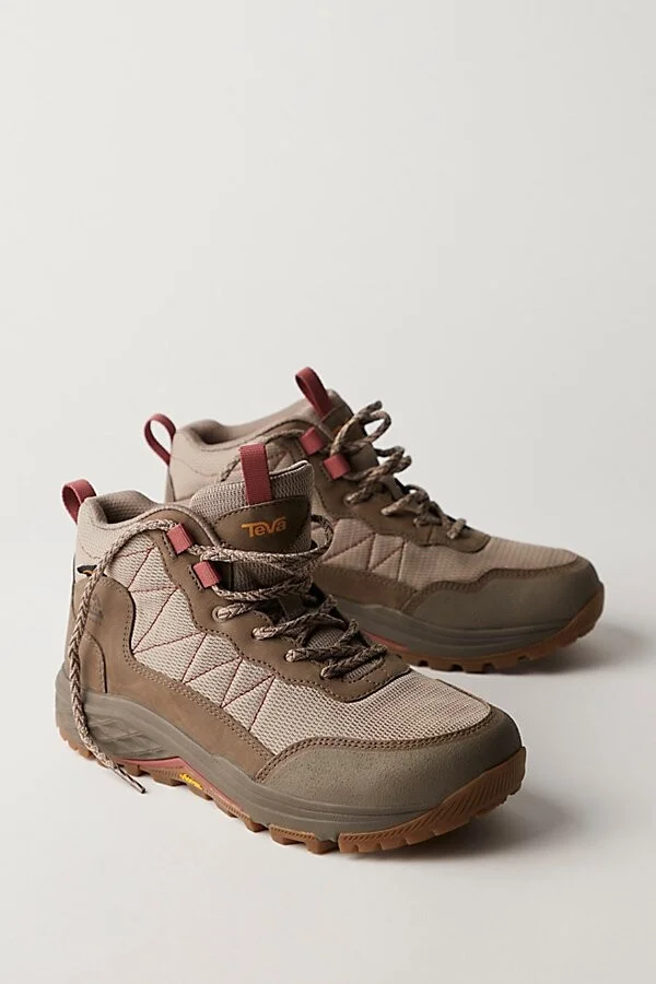 Teva Ridgeview Mid Hiker Boots - Image 2
