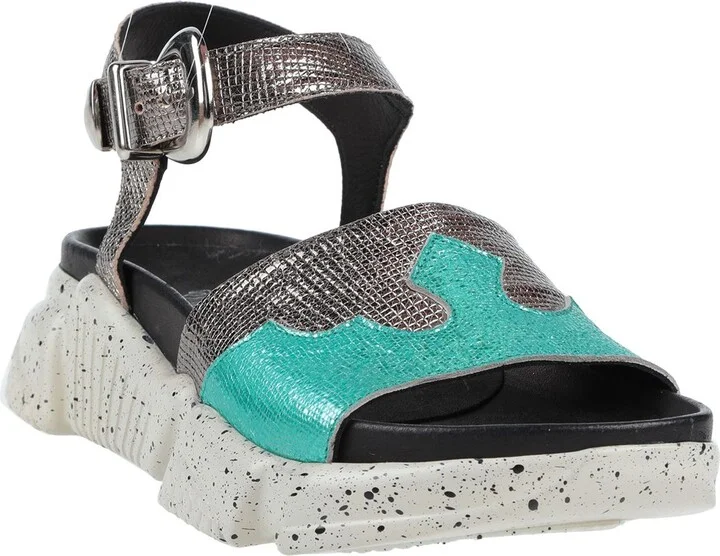 Texas Robot Woman Sandals - Image 4