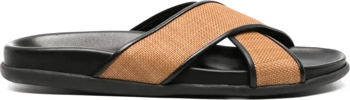 Thais flat leather sandals