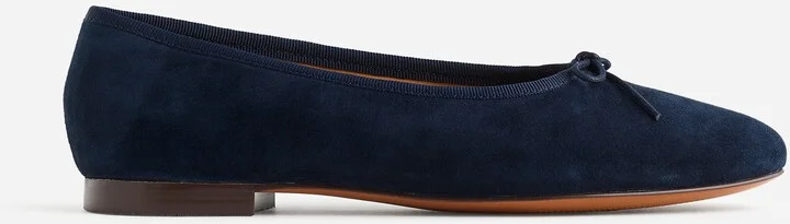 DEEP INDIGO
