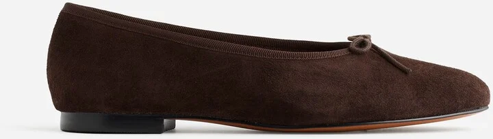 The April Ballet Flat in Suede
