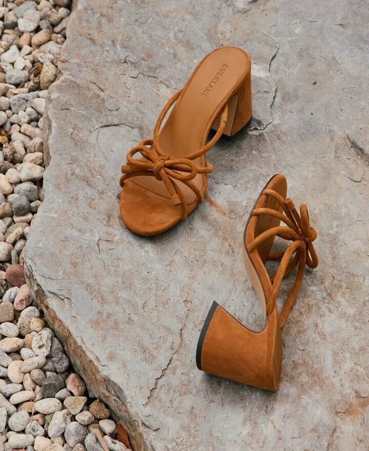 The Bow Heel - Image 2