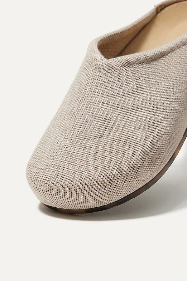 The Casual Clogs - Image 3