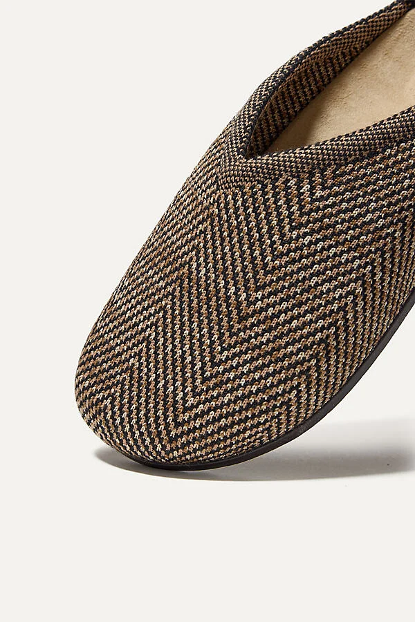 The Casual Clogs - Image 3