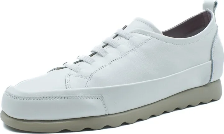 The Flexx Lena Leather Sneaker