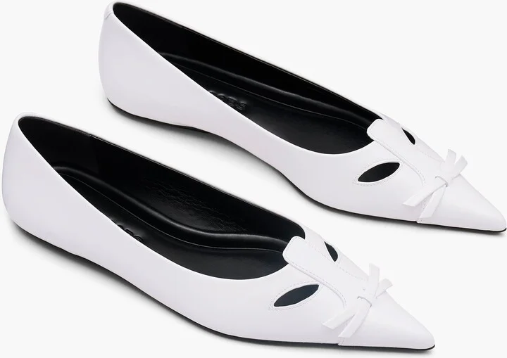 BRIGHT WHITE
