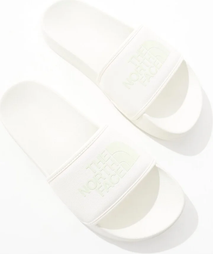 The North Face Base Camp III sliders in white - Image 3