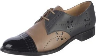 The Office of Angela Scott - Image 2