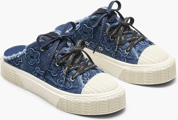 The Puffy Daisy Denim Sneaker Mule - Medium Wash Indigo