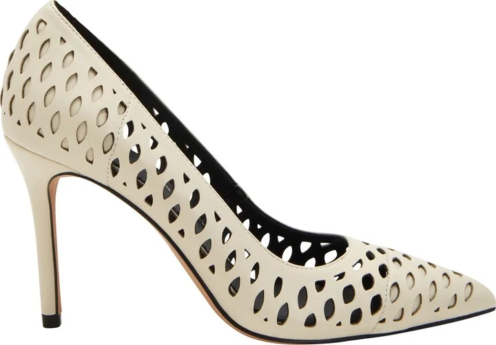 The Revival Fishnet Pointed Cap Toe Pump - Image 3