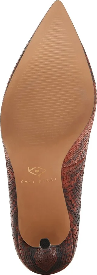 The Revival Pointed Toe Pump - Image 6
