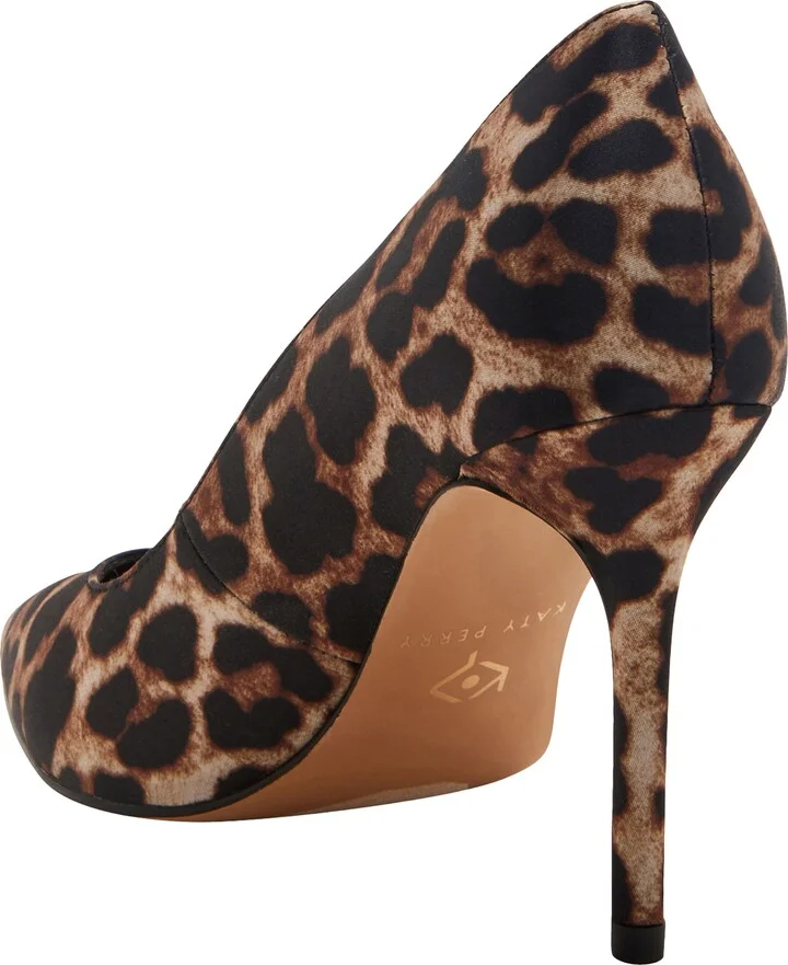 The Revival Pointed Toe Pump - Image 2