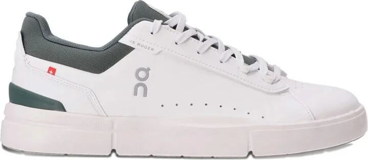 The Roger Advantage leather sneakers