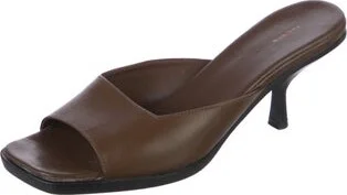 The Row - Image 2