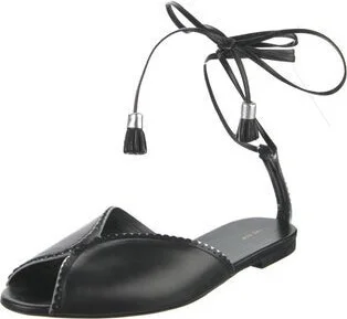 The Row - Image 2