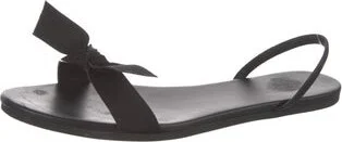 The Row - Image 2