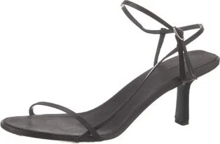 The Row - Image 2