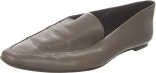 The Row - Image 2
