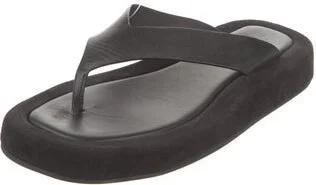 The Row - Image 2