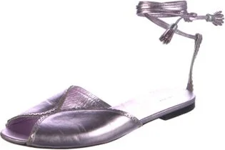 The Row - Image 2