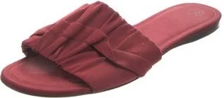 The Row - Image 2