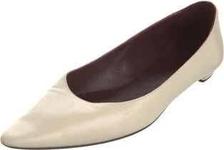 The Row - Image 2