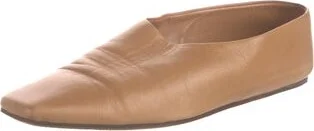 The Row - Image 2