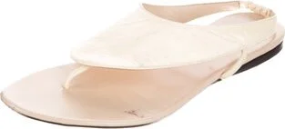 The Row - Image 2