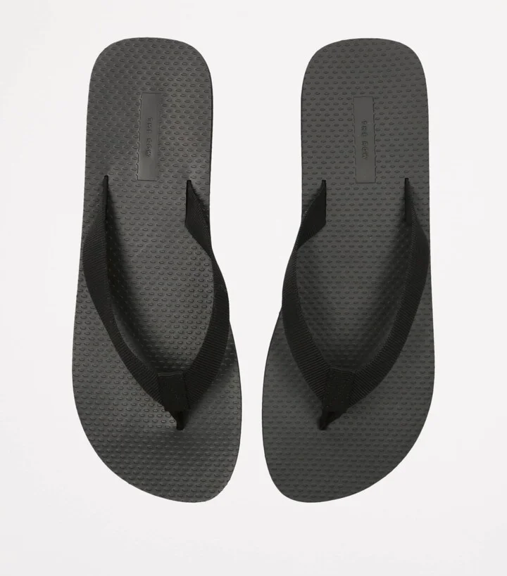 The Row Dune Leather Flip Flops - Image 4