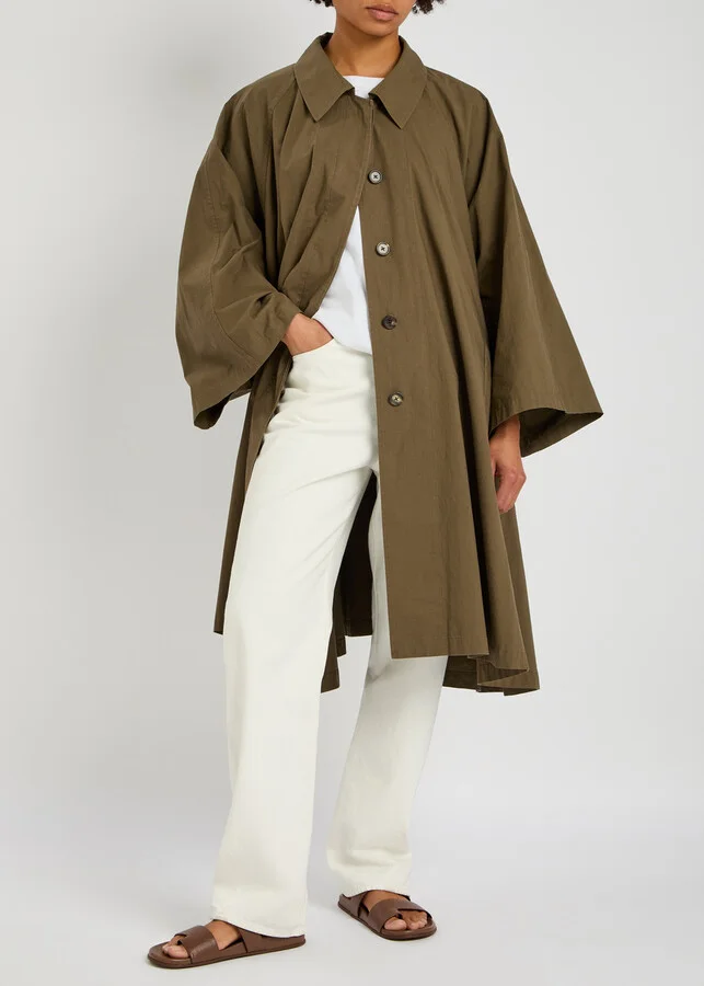The Row Hugh Grained Leather Sliders - Image 6