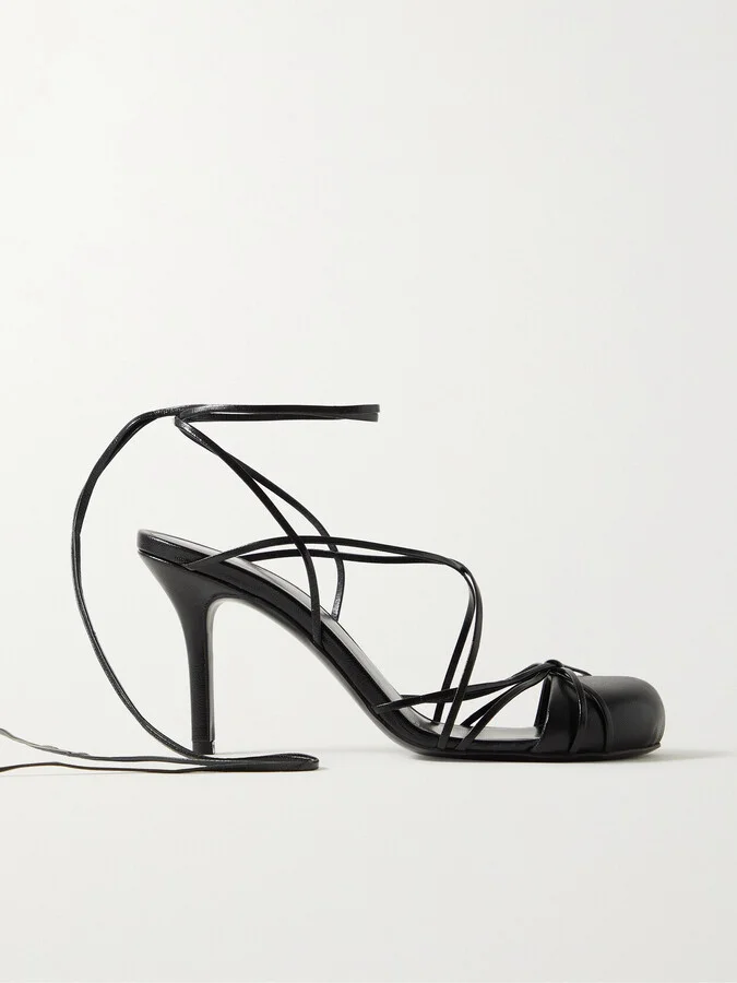 The Row - Joan Lace-up Leather Pumps - Black