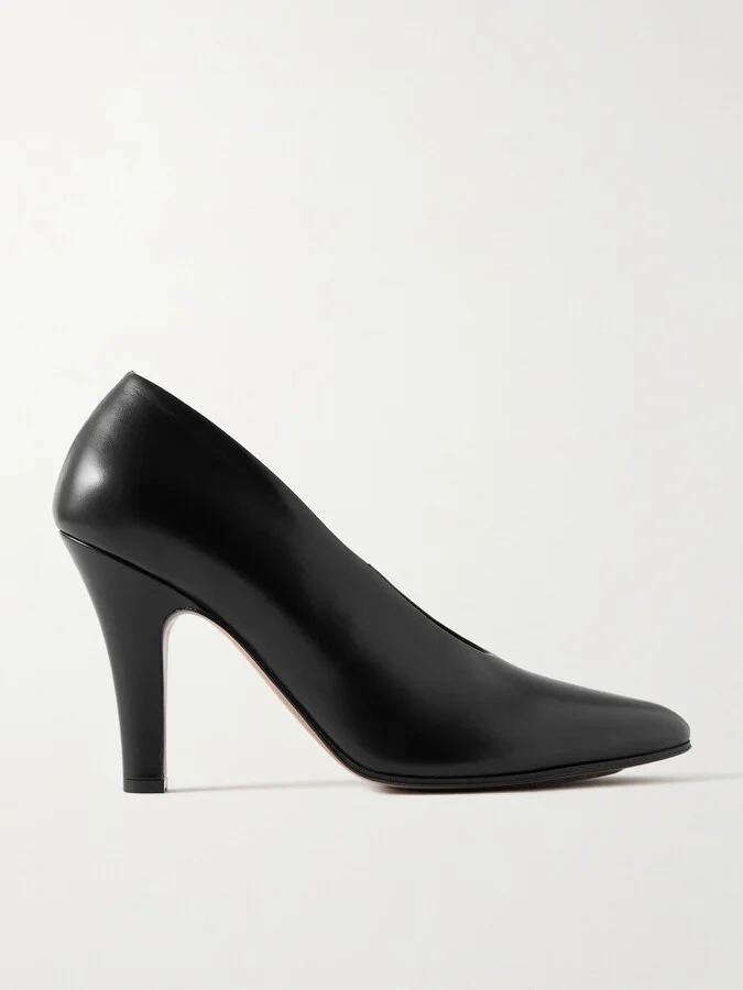 The Row - Prudens Leather Pumps - Black