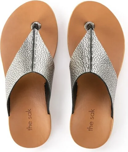 The Sak Women's Los Feliz Toe Post Sandal, Dark Silver