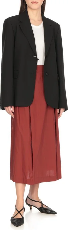 The Seller With Heel - Image 2