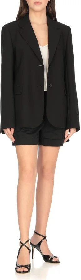 The Seller With Heel - Image 2