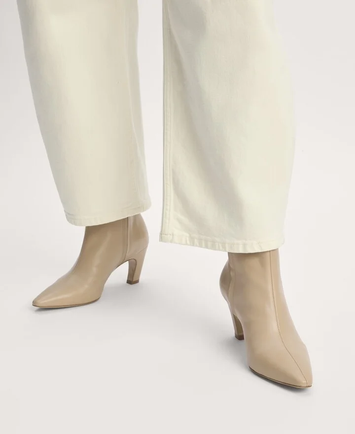 The Short Banana Boot - Image 2