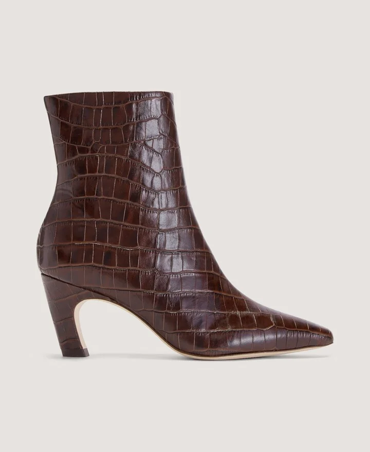 The Short Banana Boot