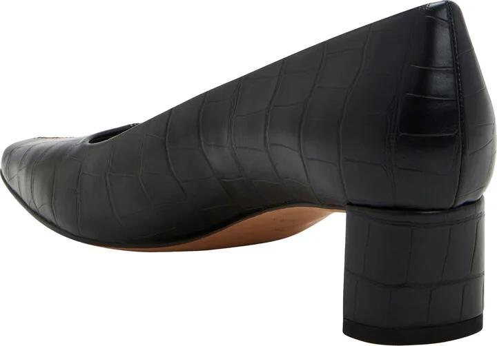 The Wanderering Pump - Image 2