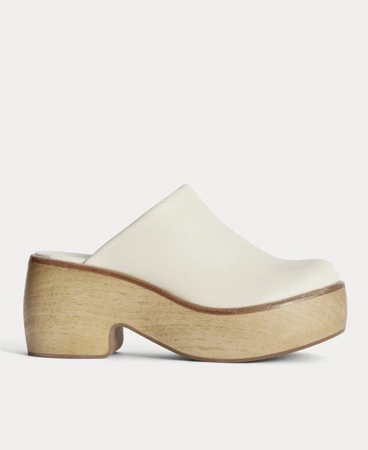 The Wooden Puffa Clog