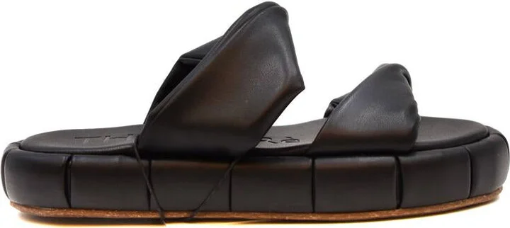 Themoirè Sandals