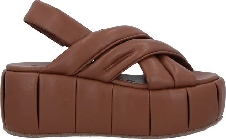 Themoirè Woman Sandals - Image 3