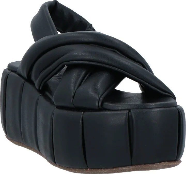Themoirè Woman Sandals - Image 7
