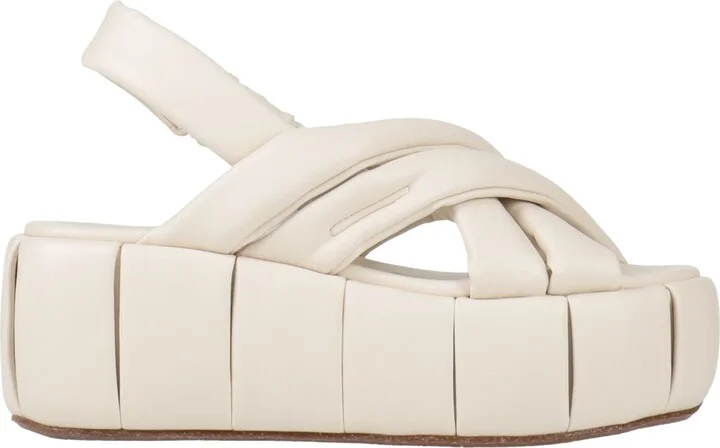 Themoirè Woman Sandals - Image 3