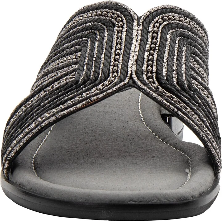 Thrill Detailed Sandal - Image 4