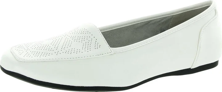 Thrill Perf Womens Comfort Insole Faux Leather Loafers