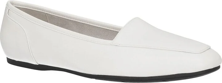 Thrill Womens Faux Leather Loafers