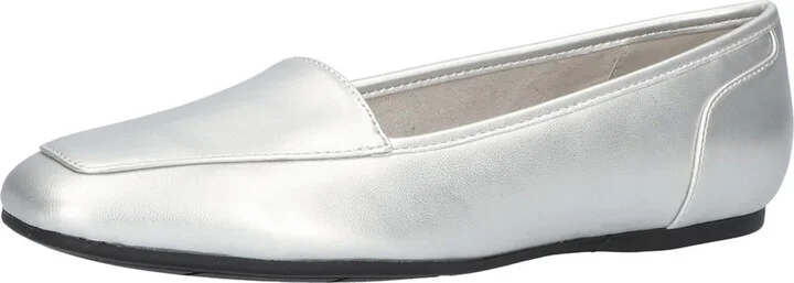Thrill Womens Faux Leather Loafers