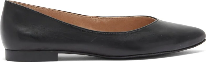 Tia Pointed Flat - Image 9