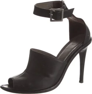 Tibi - Image 2