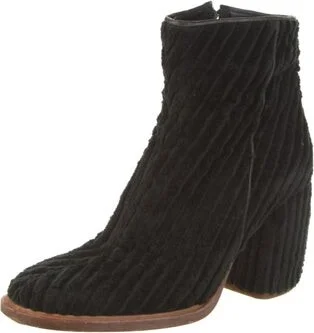 Tibi - Image 2